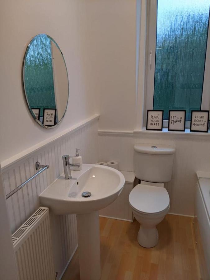 Glenclova - No 5 Bellyeoman, Bright Two Bedroom Apartment Dunfermline Luaran gambar