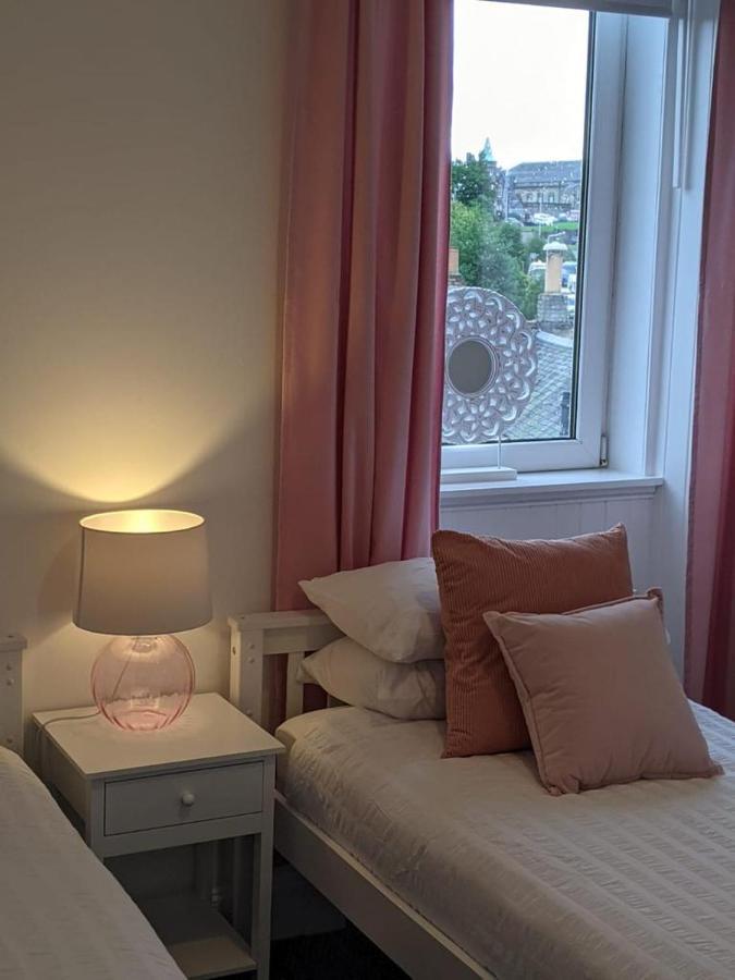 Glenclova - No 5 Bellyeoman, Bright Two Bedroom Apartment Dunfermline Luaran gambar
